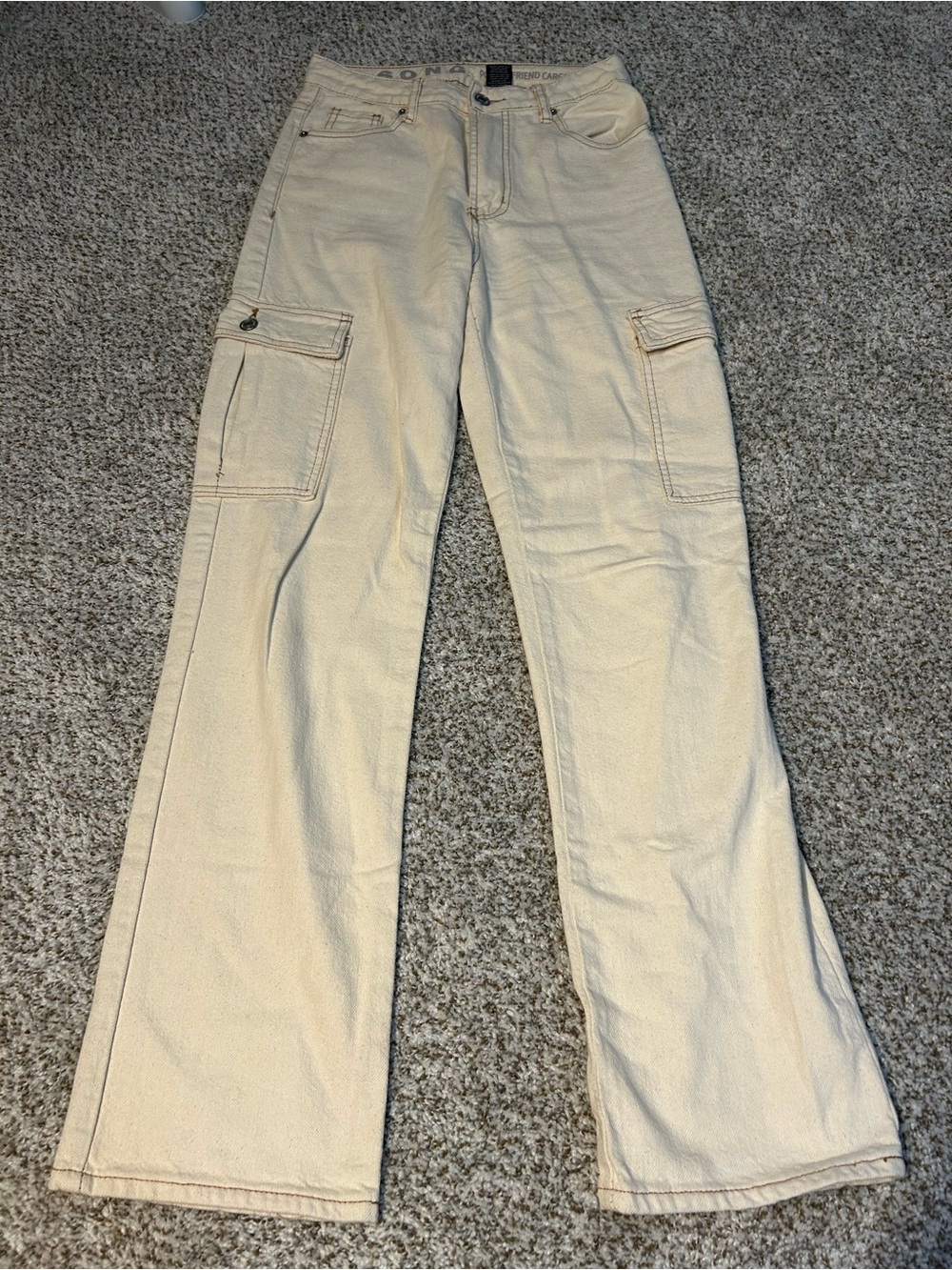 S.O.N.G Wide-Leg Cargo Pants